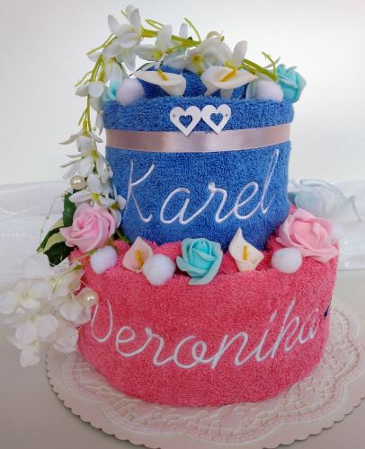 Veratex Textilní dort s vyšitými jmény novomanželů výběr ze 22 barev osušek