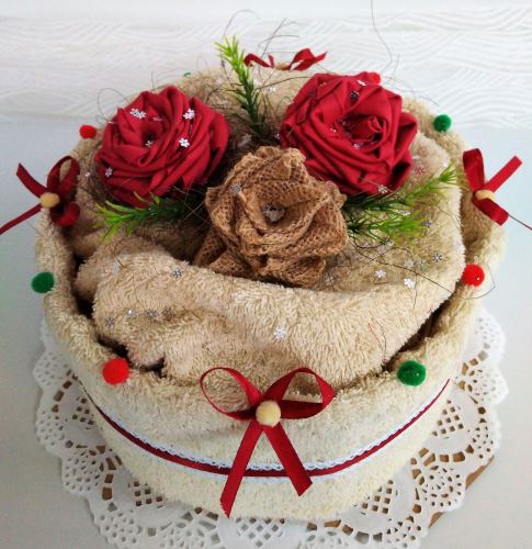 Veratex Textilní dort béžové růžičky