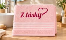 Froté ručník kolekce Linie s výšivkou Z lásky růžová Ručník - 50x100 cm Froté ručník kolekce Linie s výšivkou Z lásky růžová Ručník - 50x100 cm